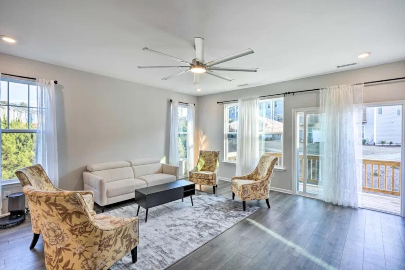 The Villas Buckingham 10 Mins To Rdu Airport Duke Downtown Durham Dış mekan fotoğraf