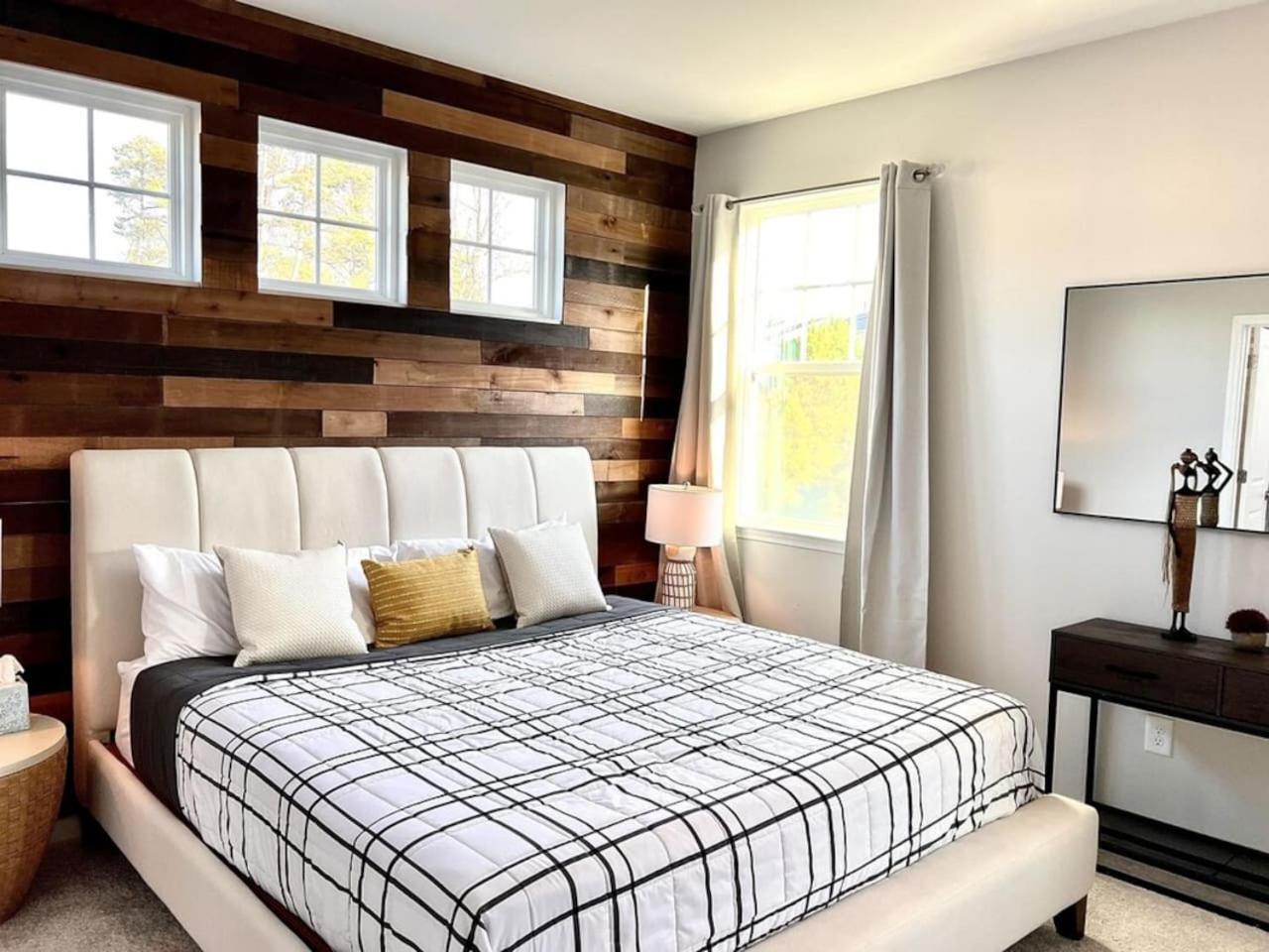 The Villas Buckingham 10 Mins To Rdu Airport Duke Downtown Durham Dış mekan fotoğraf